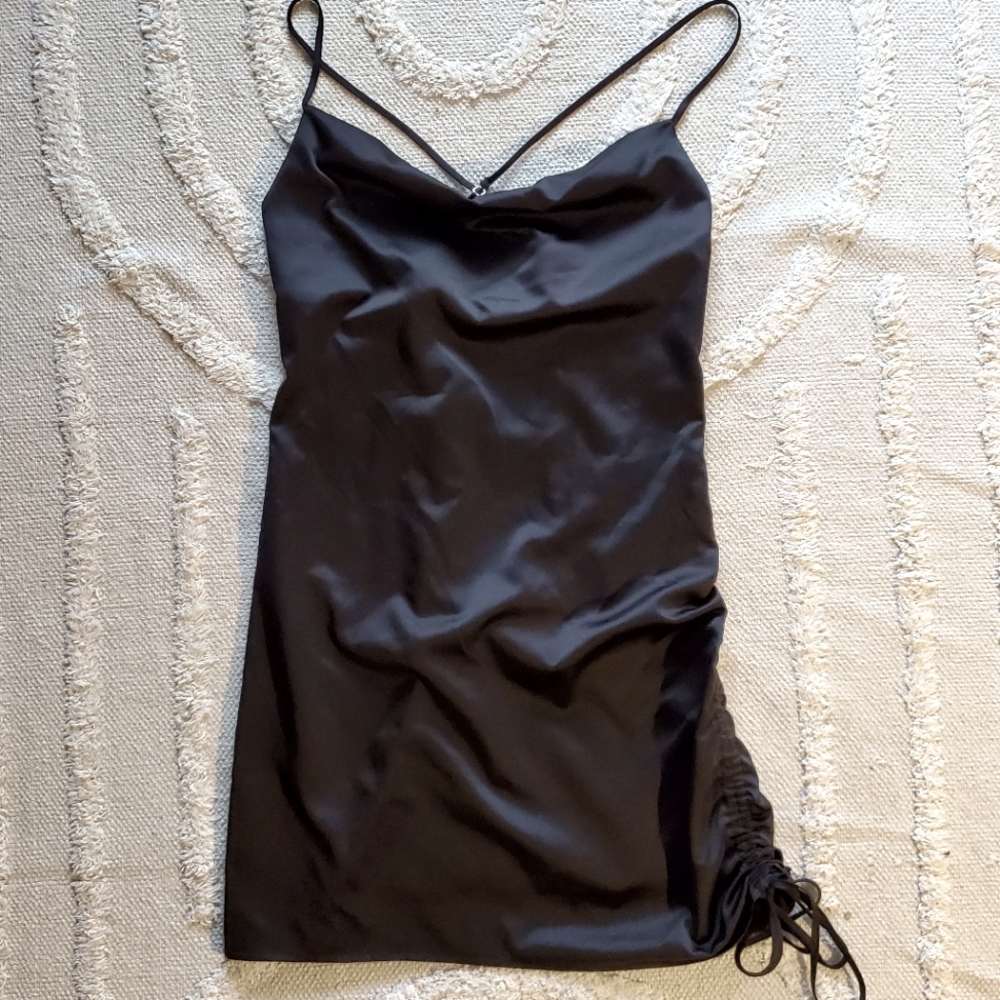 3/20$ - TWIK BLACK SATIN MINI DRESS SIZE M - Picture 1 of 5